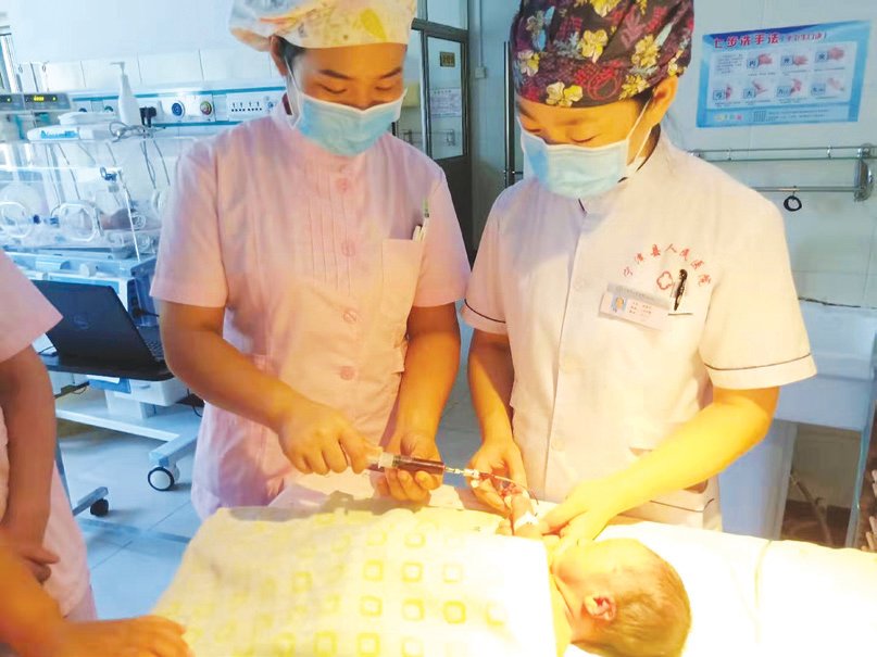 西林县妇婴监护型护送